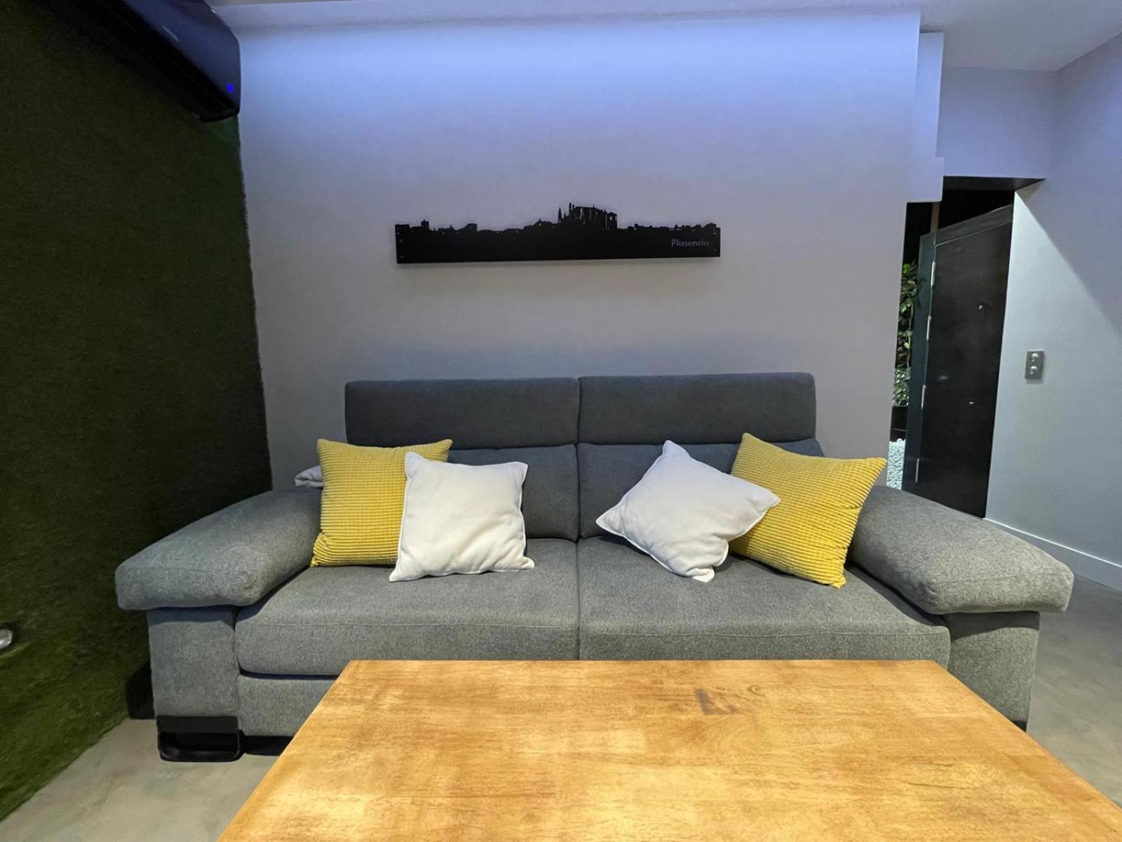 Skyline Plasencia Ngoại thất bức ảnh